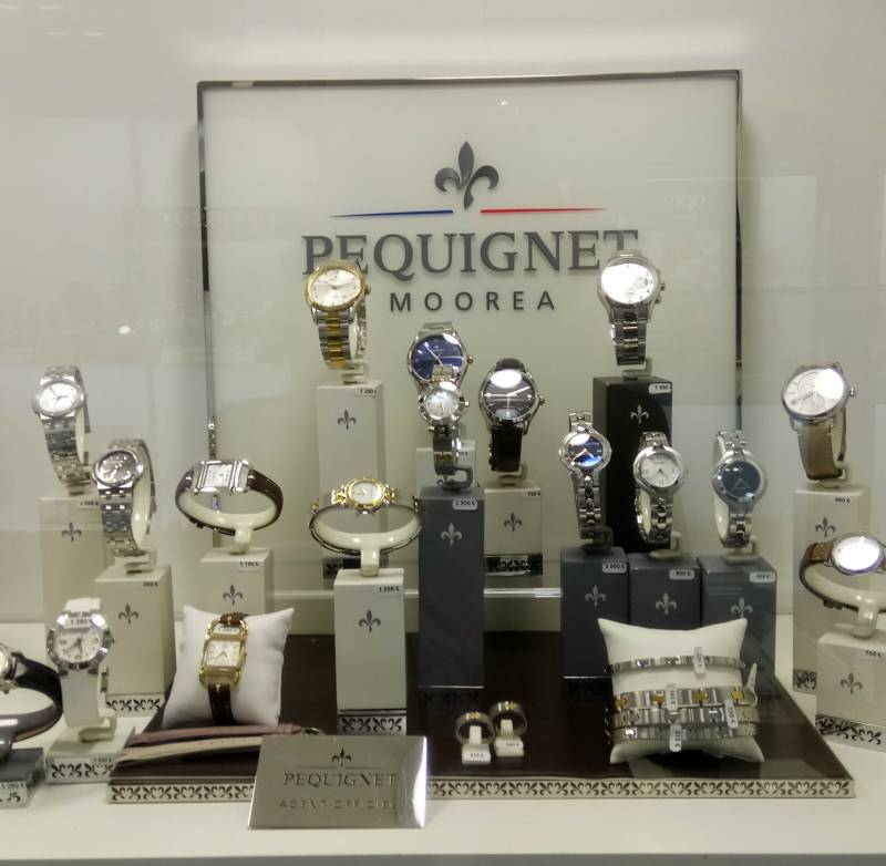 Vente de montres Pequignet à Cannes La bocca